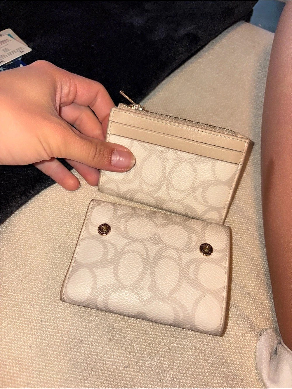 Coach  Wallet - Picture 5 of 6